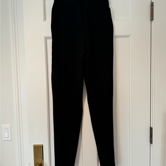 Aritzia Black Trouser - Picture 7 of 9